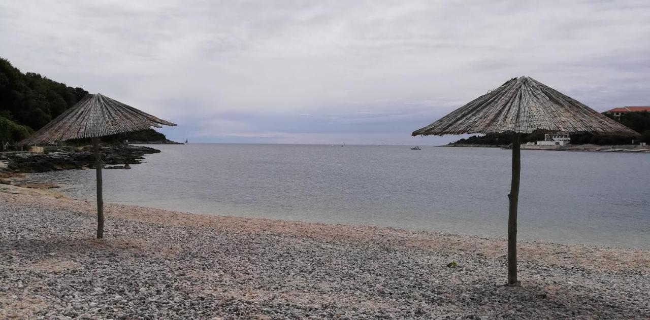 Apartman Emily, 6 Plus 2 Guests, Newly Refurbished Pula Exterior foto